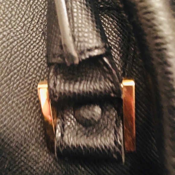 CHANEL XXL 100% AUTH leather Boston travel/gym bag - Picture 9 of 14